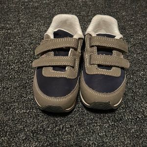 Cat and Jack Sneakers-size 6
